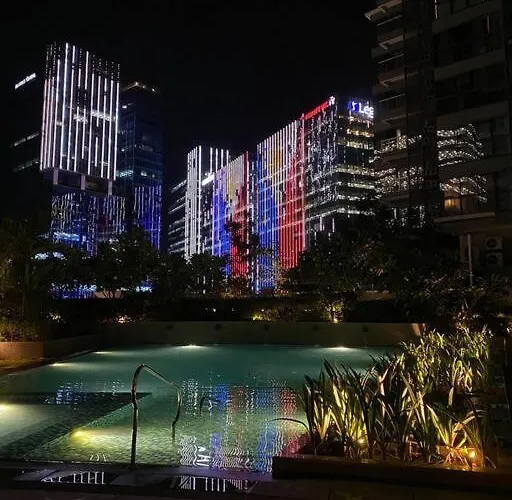 1br Executive Unit In Uptown Parksuites Bgc Apartment