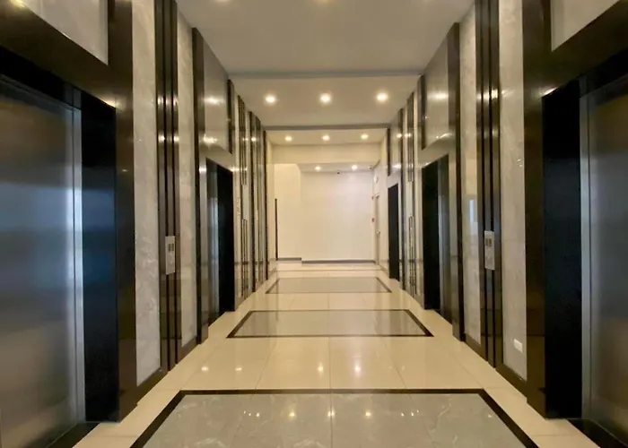 1br Executive Unit In Uptown Parksuites Bgc * Manila