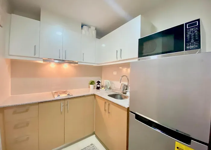 1br Executive Unit In Uptown Parksuites Bgc Apartment Manila